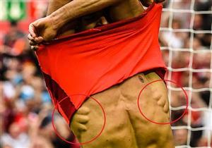 بعد ظهورها عند محمد صلاح.. طبيب يكشف سر العضلة المنشارية