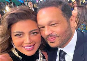 "أنا والقمر" وصلة غزل بين ريهام حجاج ومحمد حلاوة 