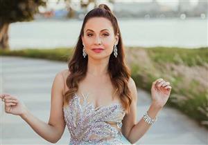 ريا أبي راشد بإطلالة باهظة الثمن في مهرجان فينيسيا.. تقترب من 5 ملايين جنيه