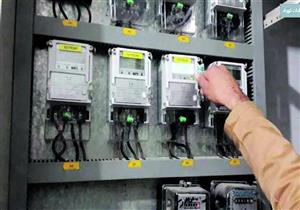 شركات "الكهرباء" تنتهي من تركيب ٦٠٠ ألف عداد كودي.. وسداد ١٢٠ ألف مقايسة