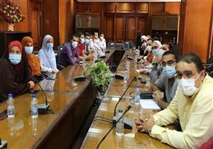 محافظ السويس يشكر قيادات الصحة على إدارة أزمة حادث أتوبيس شرم الشيخ 