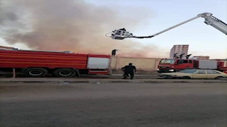 حريق في مخزن أخشاب بالقناطر الخيرية.. والجهات الأمنية تحقق