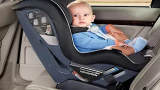ما معايير اختيار كرسي السيارة المناسب لطفلك؟