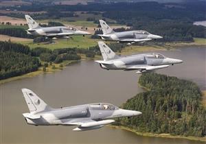 طائرات حربية تشيكية ترافق طائرة ركاب بعد تحذير من قنبلة