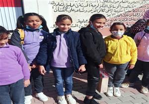 تلاميذ الصف الرابع الابتدائي بجنوب سيناء: "خلصنا امتحان الإنجليزي في 10 دقايق" – فيديو وصور