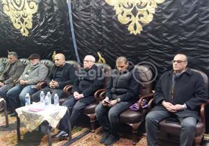 بالفيديو والصور.. محمد زيدان يتلقى واجب العزاء في والده