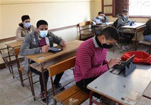 الأحد.. بث مباشر لمراجعة مادة اللغة الإنجليزية للصف الثاني الثانوي