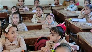 بالصور- انطلاق العام الدراسي الجديد في أكثر من 400 مدرسة بسوهاج