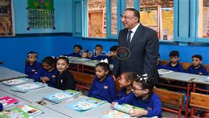 ابعدوا عن الدروس الخصوصية.. نصائح محافظ الإسكندرية للتلاميذ في أول يوم دراسي- فيديو وصور 