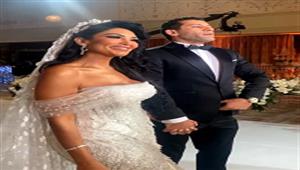 "لما اتخانق معاه هشتكيه في المحكمة" الصور الأولى من حفل زفاف سالي عبد السلام 
