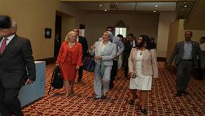 بحضور وزيرة البيئة و"الخشت".. طلاب جامعة القاهرة يمثلون الدول المشاركة في مؤتمر المناخ