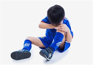 أسباب آلام الركبة عند الأطفال - متى تتوجه للطبيب؟