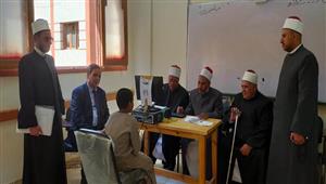 عبدالمنعم فؤاد يتفقد أروقة الأزهر بمحافظة الأقصر