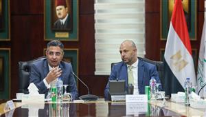 رئيسا البريد والبورصة يبحثان فرص الاستثمار في سوق المال وزيادتها