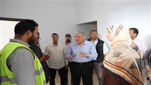 صور.. محافظ المنيا يتفقد مشروعات حياة كريمة في مركز مغاغة