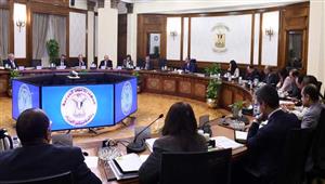 لزيادة التصدير.. مدبولي يتابع جهود دعم وتطوير الصناعة 