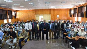 في يومها الأول.. رئيس جامعة الأقصر يتابع انتظام الدراسة بالكليات