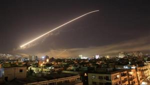 عدوان إسرائيلي على دمشق.. والدفاعات الجوية السورية تتصدى