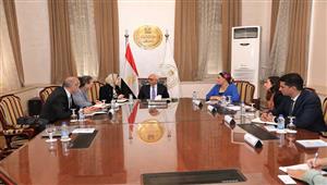 وزير التعليم يبحث سبل التعاون مع وفد اليونسكو