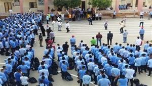 أولياء أمور: المدارس تعامل الطلاب غير المسددين للمصروفات بطريقة غير آدمية