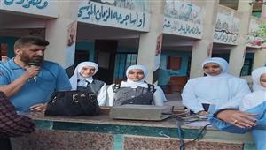 صور أخيرة قبل الفاجعة.. لحظات وفاة مدرس خلال كلمة عن الرسول في طابور الصباح بكفر الشيخ