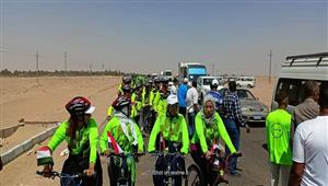 بمشاركة وزير الشباب.. ماراثون دراجات احتفالا بالعيد القومي للوادي الجديد - صور