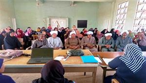 صور.. 62 ندوة تثقيفية للتحول الرقمي في قرى حياة كريمة بأسوان