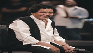 بصورة تجمعهما.. أكرم حسني يهنئ محمد منير بعيد ميلاده