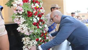 بالصور- محافظ بني سويف يضع إكليل الزهور على قبر الجندي المجهول في ذكرى انتصارات أكتوبر