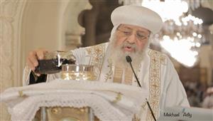 البابا تواضروس يكشف 3 كنوز في يد الكهنة