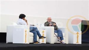 بيلا تار: الموسيقى في الأفلام مهمة وتشغيلها وقت التصوير يساعد الممثلين ويدعم حركة الكاميرا 