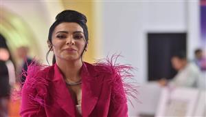 بـ "لوك ساحر".. ميرهان حسين بإطلالة أنيقة في ثالث أيام مهرجان القاهرة السينمائي