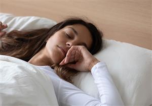  الأخبار العالمية السيئة قد تُفسد نوم النساء