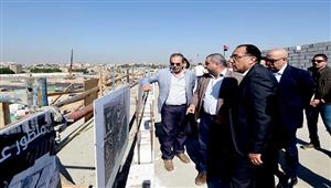 مقصد سياحي إقليمي وعالمي.. مدبولي يتفقد أعمال تطوير حديقة تلال الفسطاط -صور