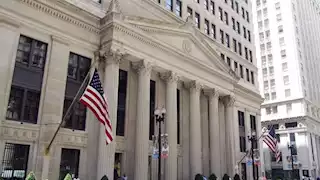 الفيدرالي الأمريكي يحسم سعر الفائدة اليوم وسط ترقب حذر بالأسواق العالمية