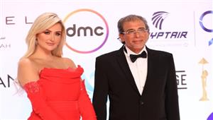 بطلة مسلسله الجديد.. رانيا التومي تظهر مع خالد يوسف في ختام القاهرة السينمائي 