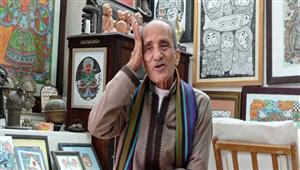 وصية مسجلة بالصوت والصورة.. ماذا طلب حسن الشرق من أبنائه قبل وفاته؟