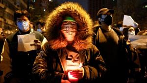 كورونا: المحتجون في الصين يطالبون الرئيس شي علنا بالاستقالة بسبب قيود كوفيد