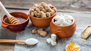  احذر تسخينه عند هذه الدرجة.. هل يمكن استبدال السكر بالعسل؟