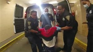 اتهامات لضباط أمريكيين بعد إصابة رجل أسود بالشلل أثناء اعتقاله