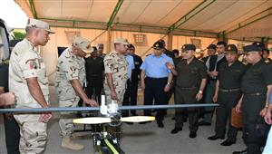  رئيس أركان حرب القوات المسلحة يتفقد معرض البحوث الفنية للقوات المسلحة