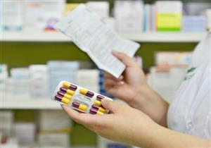 نقيب صيادلة القاهرة لـ "الأطباء": أعطوا المرضى أقراص مضاد حيوي بدلاً من الحقن