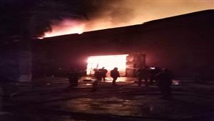 الدفع بـ8 سيارات إطفاء لمجابهة جحيم ستوديو تصوير بأبو النمرس