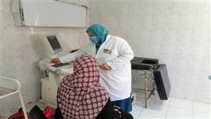 صور.. فحص 1500 مواطن خلال قافلة طبية مجانية في دمياط