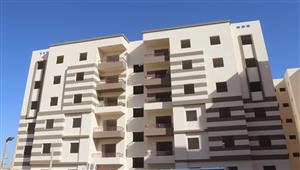 وزير الإسكان يتابع سير العمل بعددٍ من مشروعات العاشر من رمضان