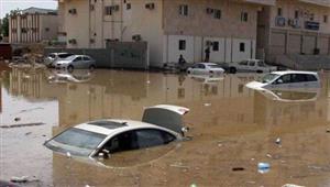 مكة: السيول تغرق شوارع والسلطات تعلق الدراسة وتدعو للصلاة في المنازل- فيديو