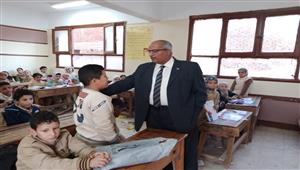للتقصير في العمل.. مجازاة إدارة مدرسة ببني سويف - صور