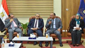 "صحة الشيوخ" تشيد بأداء هيئة الدواء المصرية في تنظيم قطاع الدواء