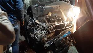  4 مصابين في تصادم سيارة نقل مع سوزوكي أعلى دائري الوراق