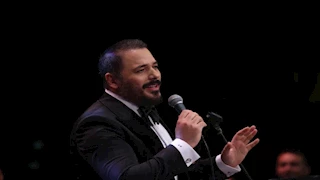 "أخدت شاور في الصحراء".. رامي عياش يكشف سبب منع عرض كليب "قلبي مال"
